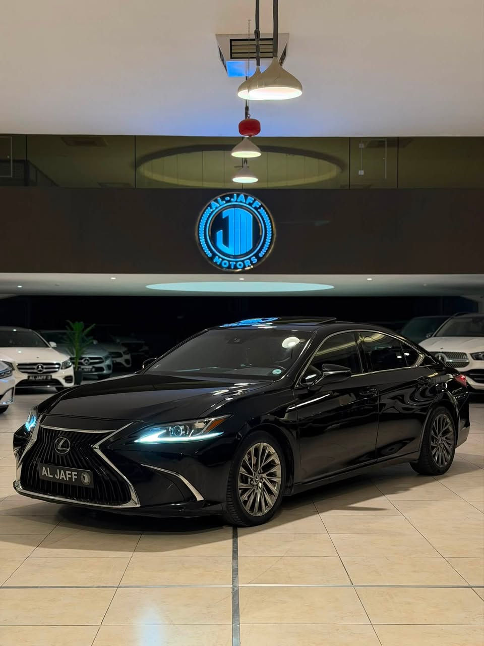 سعر جدا مناسب 🔥🔥🔥
السلام عليكم 
للبيع
لكزز ES350  محرك 6 سلندر موديل 2021 ماشية 70 الف
مواصفات(فتحة ورادار وكشنات جلد تدفئة وتبريد وتحديد مسار وكامرا وحساسات وبصمات وصندوك كهرباء ونقطة عمياء وبعد كلش هواية مواصفات )

🚨السيارة وارد امريكي بيها جاملغ وبنيد مبدل بلادي بدون صبغ اودواخل وهنا صاربيها شبرين صبغ بالباب بدون حادث وگير ومكينه بشرط 
🚨رقم وفحص وهزه وسنويه جديد.

السعر : 265 $ ورقه
للاستفسار : *********** كاوه جمال 
او واتساب نفس الرقم 
العنوان : السليمانية المعارض الجديده معرض (الجاف)
