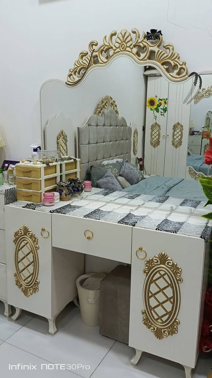 غرفة نوم • ٨ قطع • نضيفه