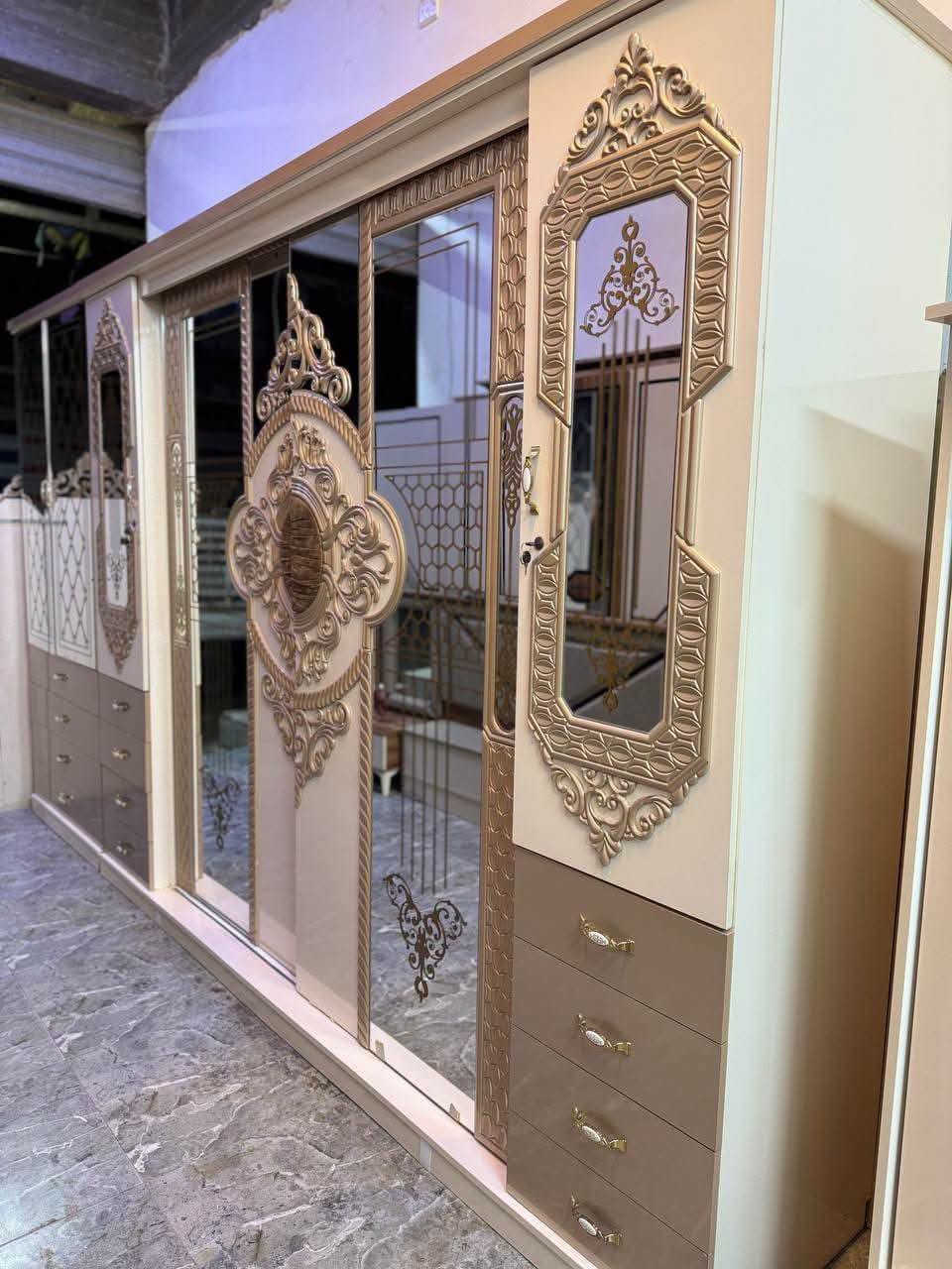 🛏️ *غرفة تركية مستخدمة 10 قطع* 🛏️

✨ المواصفات:
🔹 سرير عادي 
🔹 نضافة 90% ✨
🔹 صبغ حراري اصلي 🔥
🔹 ماركة قماش ووتر بروف 💧

💰 *السعر مليون دينار* 💰

🚚 شد ونقل مجاني داخل بغداد 🎉
🚛 المحافظات اجور نقل فقط

📍 معرض @نوار السيد
