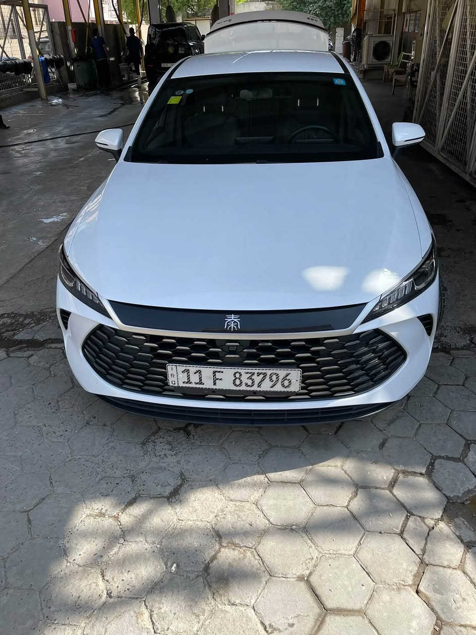 � للبيع BYD Qin Plus
مديل 2025

✅ كفالة عامة من الصبغ، التبديل، 
فقط بيه بي دي ار على كد شبر باقي مكفول
✅ الممشى: 19الف كم فقط.الكلي
✅ السيارة بحالة الوكالة، ولا تحتاج أي مصروف.
✅ جميع الأغراض الأصلية موجودة، مع الشاحن الأصلي وكامل ملحقاته.
✅ محدثة وبرمجه الشاشة.
بسمي هزة وسنوية جديدة تحويل مباشر
📍 الموقع: بغداد – الكرادة.

💰 السعر: مناسب جدًا وأقل من سعر السوق للمشتري الجاد.

للاستفسار أو المعاينة، راسلني على الخاص أو اتصل ***********
