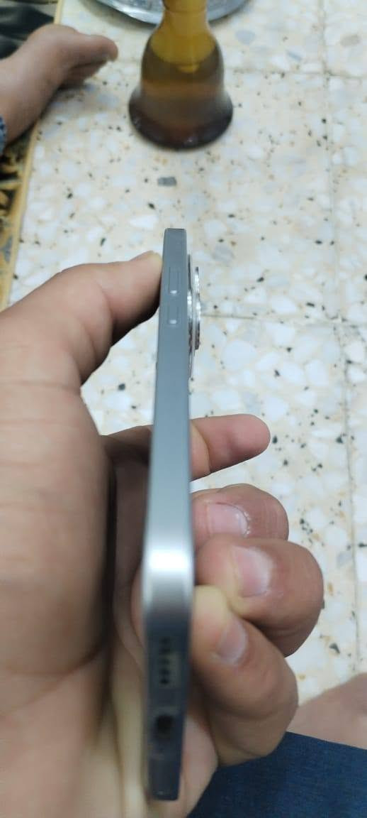 سلام عليكم
هونر 400ذاكره 256بطاريه 6000جهاز زلغ ما بي بلادي رايده ب470بي مجال بسيط مكاني بغداد واتس /***********
