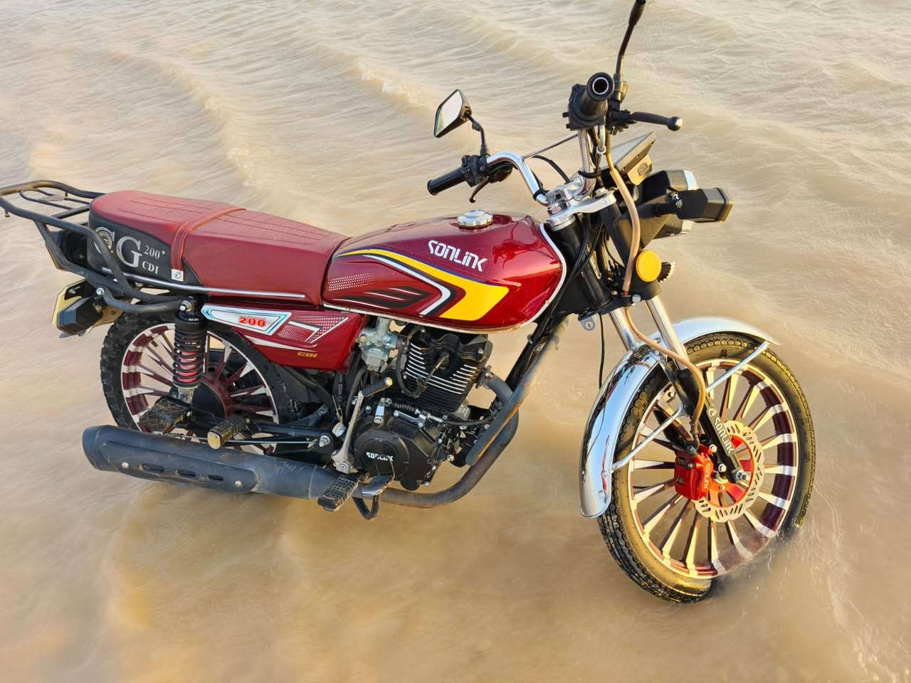 السلام عليكم
دراجة سيفان 2025
200cc
5 كير
للبيع
للمزيد من المعلومات او السعر على الخاص او الاتصال على الرقم ***********
وشكرا
