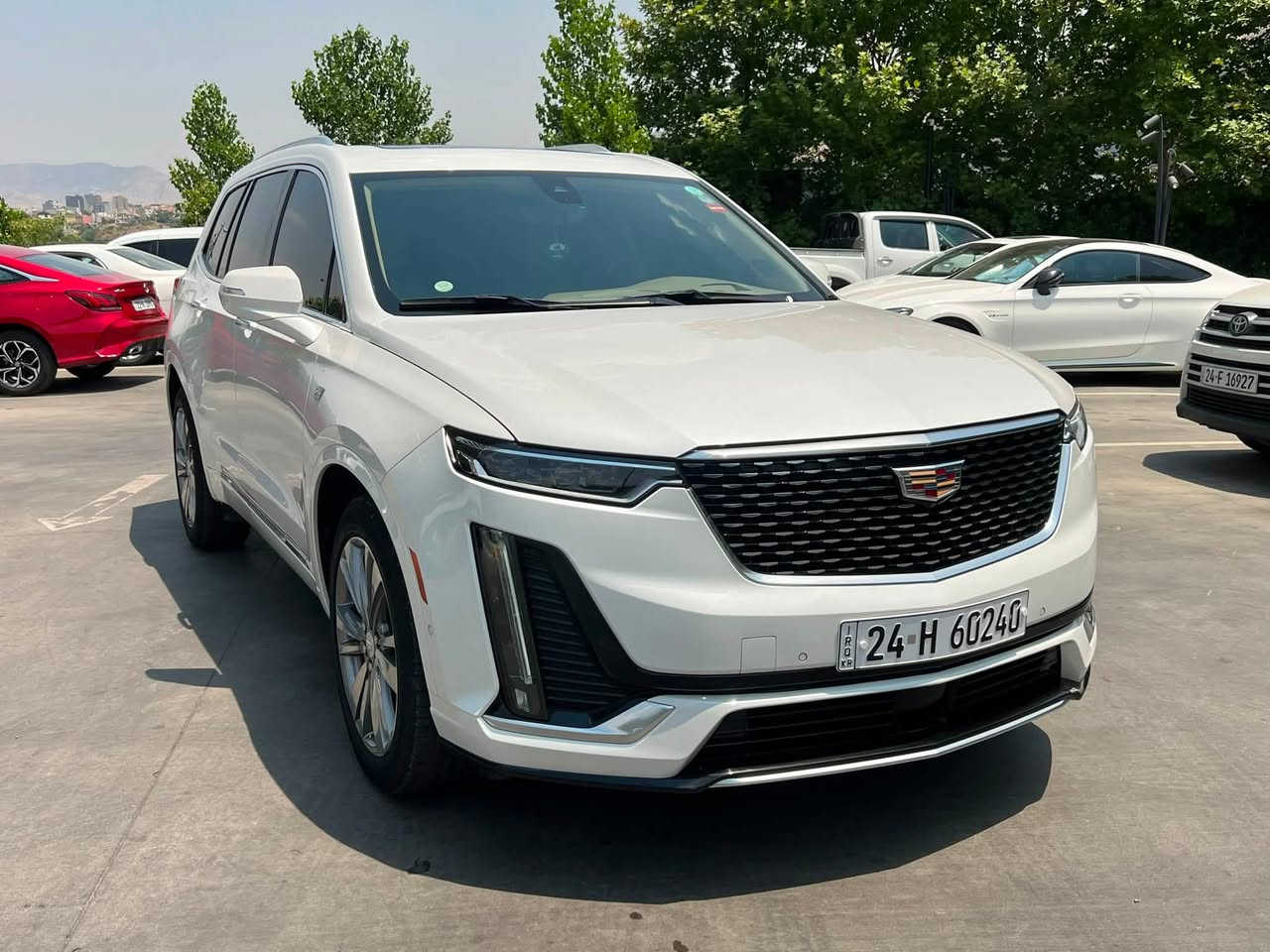 كاديلاك XT6 موديل 2022 
محرك 6 سلندر 3600
فئة بريميوم لاكجري 
السعر 290 بيها مجال 
رقم واتس ***********
داخل ملكي قهوائي اسود 7 مقعد
سنوية عظم جديد لحد 2030
حادث فقط جاملغ و الباب صائق PDR بدون صبغ
ماشي 63 ميل
صور حادث موجود
السيارة فول مواصفات، 
ايرباك بس برده وراجع شريكة سيستم
• ماوس للتحكم بالشاشة
• ستيرن هتير
• كشنات خزن ميموري
• كشنات تدفئة
• كشنات اهتزاز للتنبيه من الاصطدام
• كشنات أمامية كهربائية
• كشنات خلفية تصعد وتنزل كهرباء
• جنطة كهرباء وتفتح بالقدم
• حساسات أمامية وخلفية
• رادارات جانبية
• داتا شو لعرض تنبيهات الاصطدام
• 4 وضعيات قيادة
• 2 ويل / 4 ويل / نورمل / سبورت
• هاند بريك إلكتروني
• بانوراما
• تبريد مركزي 3 قطع
• لايتات LED
• مرايات شفط وإشارات بالمرايات
• منافذ USB و Type-C بكل مكان
• نظام صوت Bose
 
 ***********
