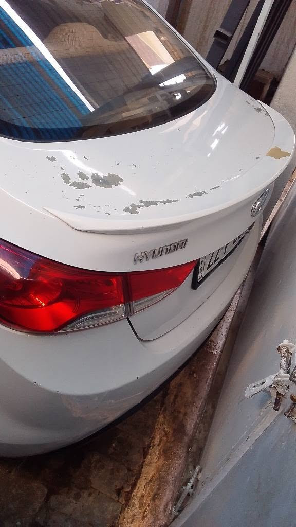 سلام عليكم سيارة النترا للبيع موديل٢٠١٤خليجي مكفوله من كلشي فقط الصبغ مثل ما واضح بل صور السيارة بلادي ما مصبوغه داخل صاجي ارضيه جلد تبريد ثلج سلايد روف سويج مو بصمه شاشه اندرويد رقم اربيل تحويل ثاني يوم مكانهة بغداد شهداء البياع*********** بغداد, العراق
