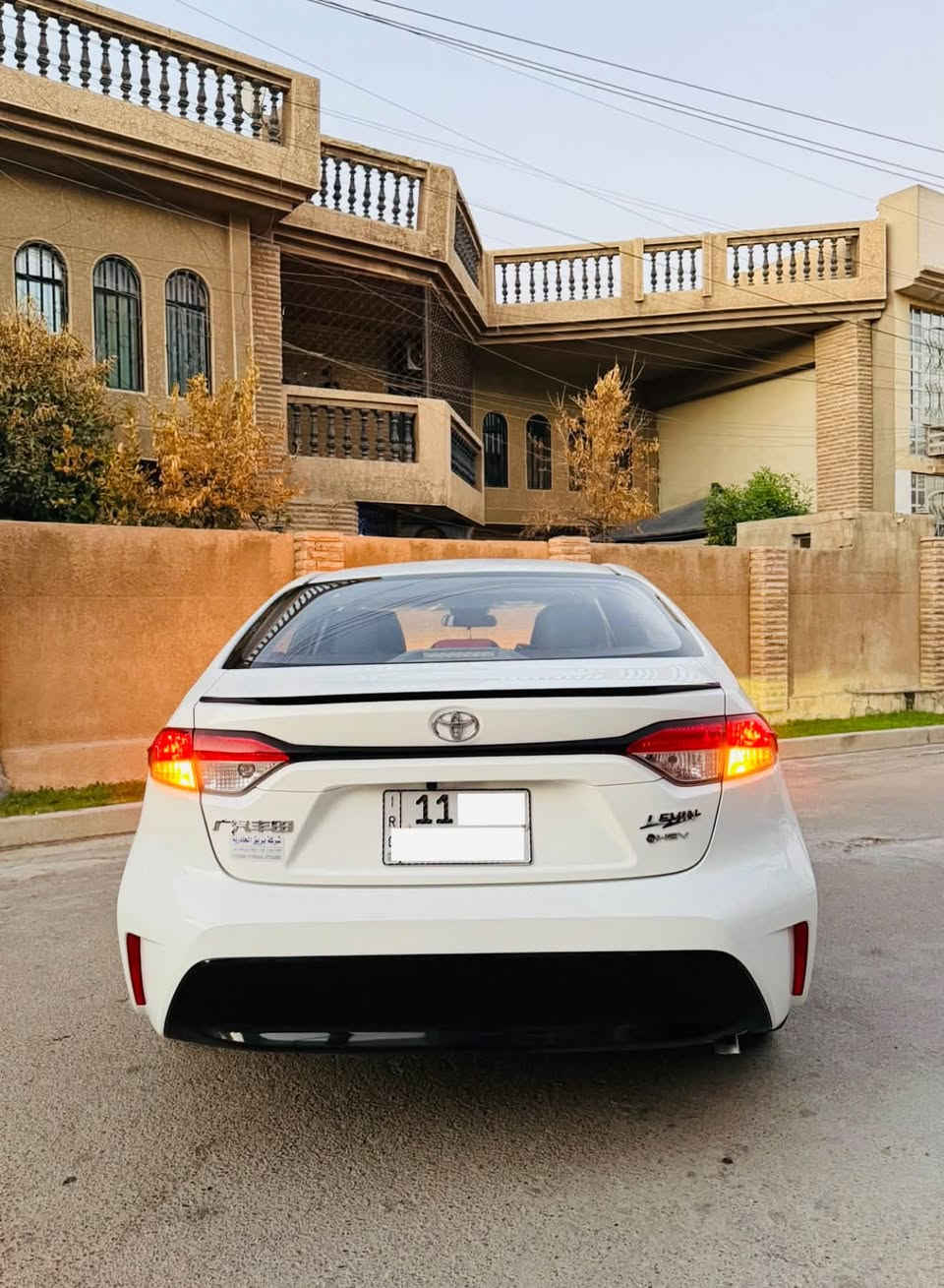 سلام عليكم كورلا هايبرد موديل 2025 فول❤️
خليجي محرك 1800هايبرد HEVداخل جلد سيارة مكفوله 

سيارة صارف عليها كلش هواي ￼

دهن جديد يم حسام كلش معتني بيها 

 ماشيه 40 ألف   سيارة على وضع شركة وضع وكالة 

داخل جلد أحمر سيارة 

  سيارة كلش جديدة ￼

رقم بغداد بسمي تحويل ثاني يوم 

موصفات علامة سودة 

سلايت روف / بصمة ثنين /سايد بريك بصمة /رادار /قيادة ذاتية

وتنيبه الخروج عن مسار /3وضيات قيادة /شاشة كبيرة كار بلي 

شاير بل مري /بصمة أبواب /لايت زنون / 

بريك ذاتي عند حاجة 

عداد دجتل متغير /منافذ طاقة امامية وخلفية 

تبريد قطعتين /ترحيب /لد نهاري 

كاميرة خلفية دوارة /ماطور لايت يصعد وينزل

فل سيستم إيرباك 

سيارة على وضع شركة سبير ما نازل كامل ملحقاتها 

سيارة مكفوله 

عنوان /بغداد شهداء السيدية 

سعر 24مليون ونص 24500

***********
