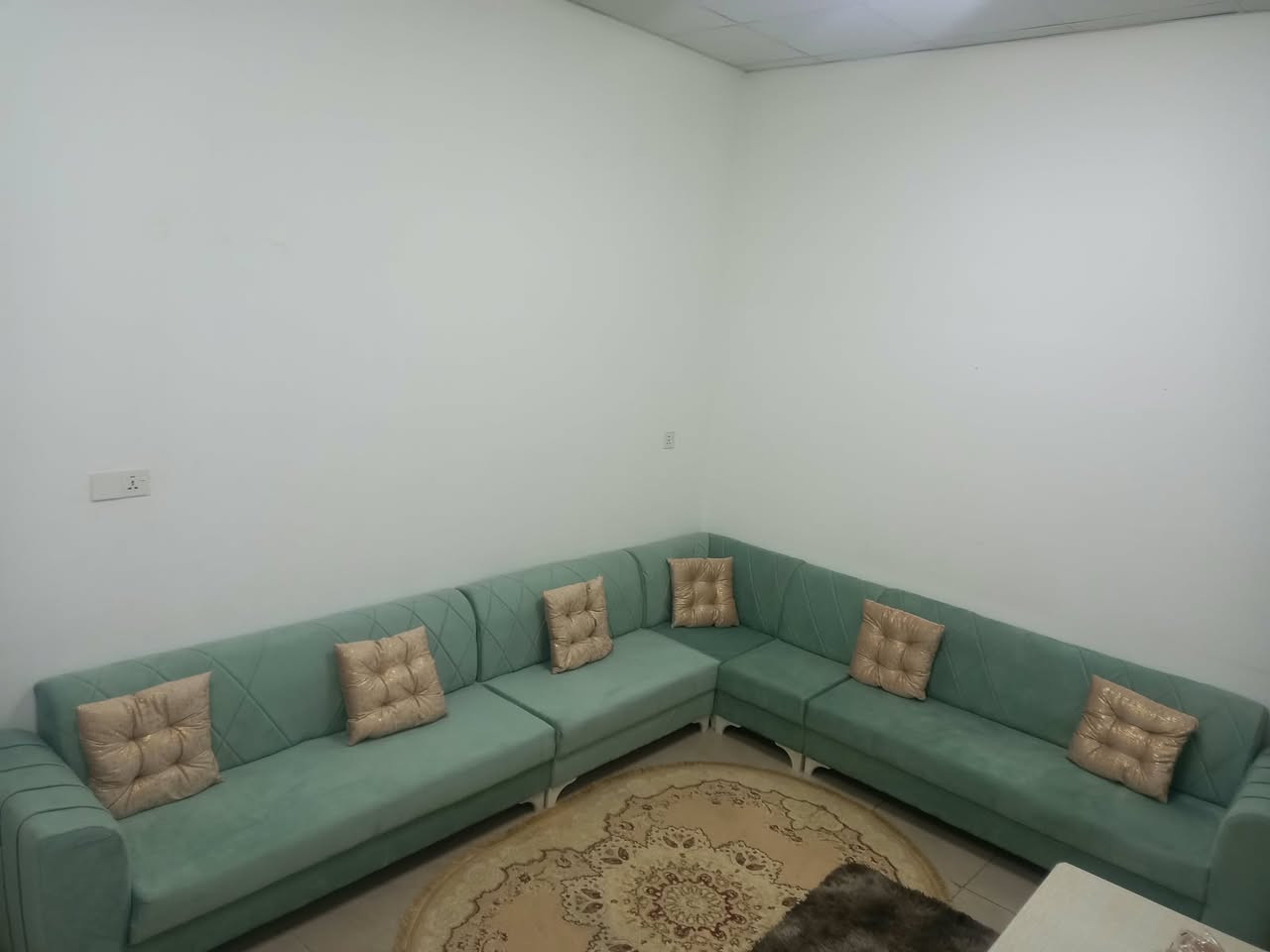 غرفة نوم • نفرين • تخم قنفات