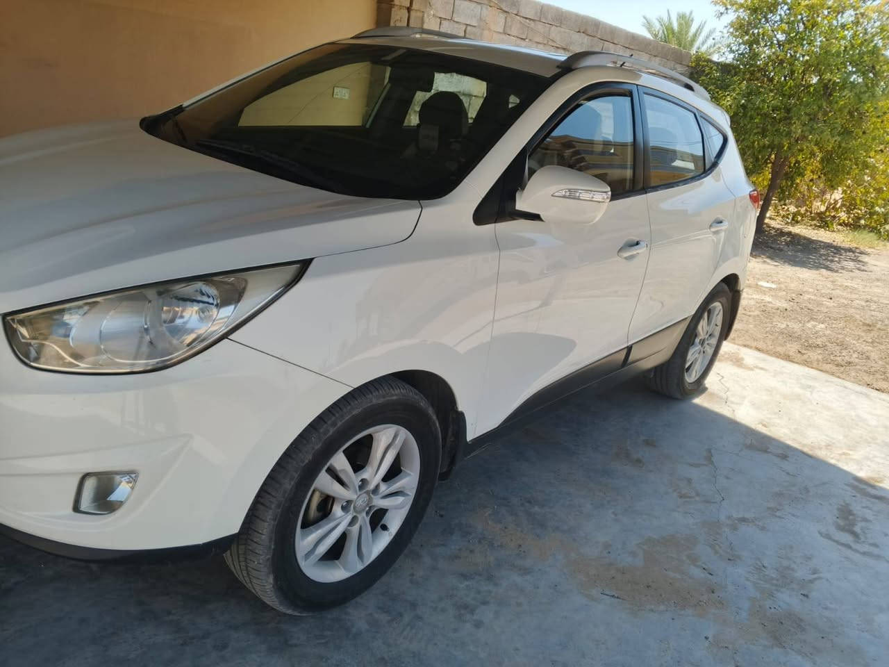🚘 للبيع هيونداي توسان 2012 🚘

اللون: ابيض لؤلؤي
الرقم: بغداد خصوصي ن 76378
الحالة: بدون صبغ نهائياً - بدون اي ضرر - مكفولة من كلشي
سونار بل منشور 
المواصفات:
- محرك 4 سلندر شرط
- كير اوتوماتيك شرط 
- تبريد ثلج
- داخلية جلد نظيفة جدا
- سنوية جديدة 
- ويل كب 17 اصلي
صدر جديد 
السيارة جاهزة للتحويل الفوري
المكان: تاجي - بغداد
السعر: 127 ورقة فقط 💵

للاتصال: ***********
واتساب موجود الفلوجة, الأنبار
