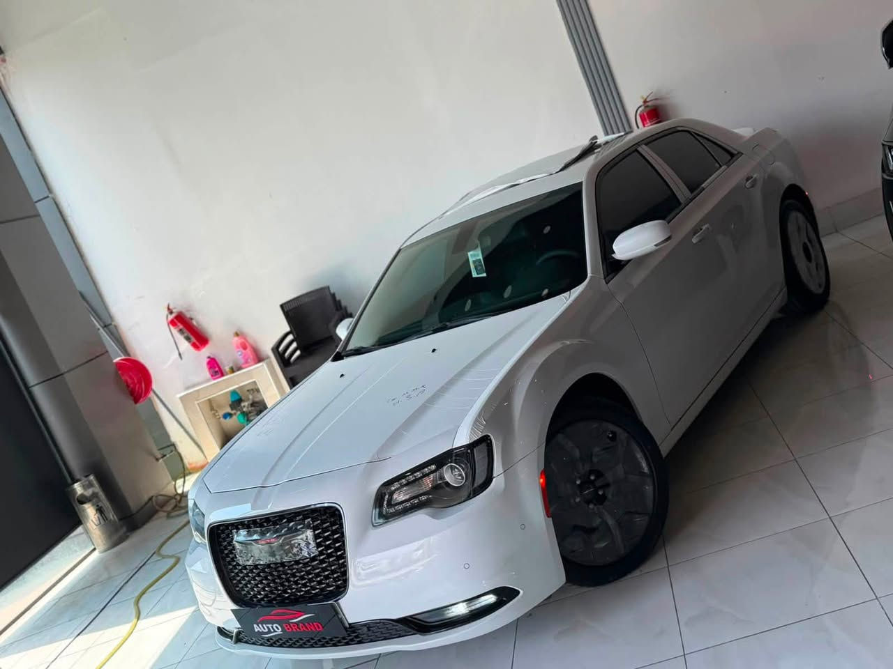 السلام عليكم
اوباما 2023 فئة S300 كلين تايتل كفاله عامة حتى دعاميات  السيارة حيل حلوه وجديدة 

المواصفات 
بانوراما 
شاشه 
بصمة 
حساس امامي 
حساس خلفي 
رادار جانبي 
نقطة عمياء 
شفتات ستيرن 
كشنات تدفئة 
تشغيل عن بعد 
دمام 

وباقي مواصفات ل S المعروفه رقم دهوك بأسمي تحويل ثاني يوم 

مكان السياره / اربيل شارع 40 

للاتصال
***********
***********
