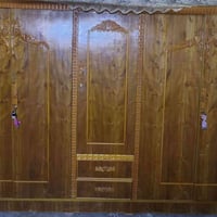 للبيع 5 ابواب نضيف جداً السعر 350 الستفسار 07518216495