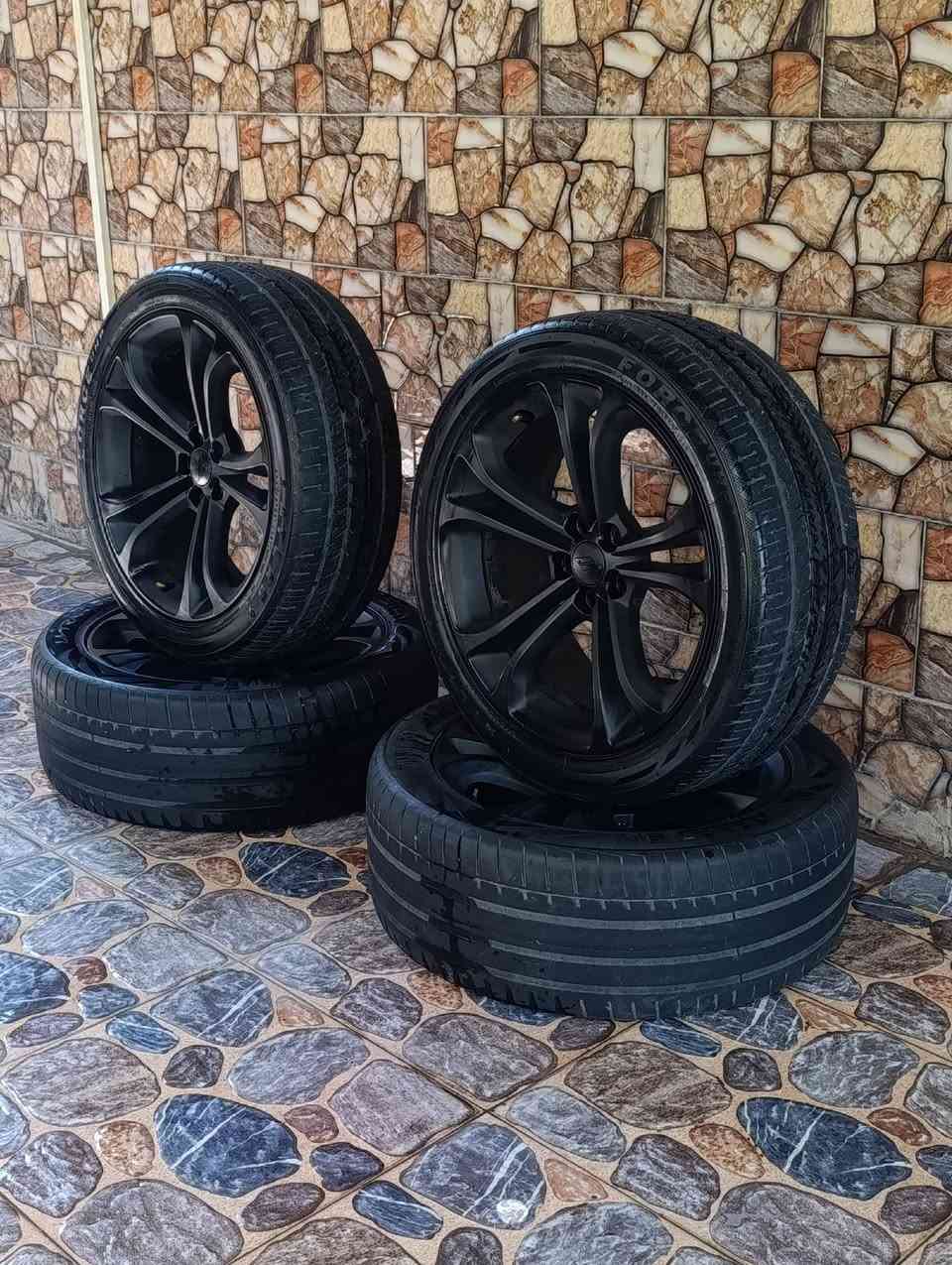 سلام عليكم متاح ويل جارجر GT بلادي لونهن سلفرر سويتهن اسود طافي السعر 350 الف مكاني كركوك ***********
