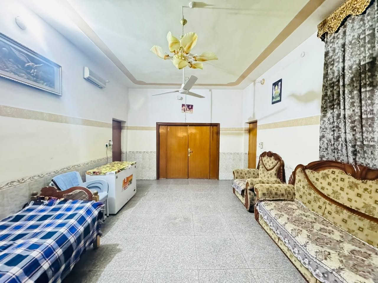 ســـلام عــلـيـكـم

اكـتـب تـم يـتـم رد الـسـعـر فــوراً عـلـى الـخـاص 📩.

🔹#دار_ركـن_طــابـو_صرف_لـلـبـيـع_الـمسـاحـه310م🔹
-يـحـتـوي عـلـى 5 نــوم وصـالـه وكـلـيـدور ومـطـبـخ ومـجـمـع صـحـي 
-خــدمــات مــاء مـجـاري كـهـربـاء 
-📍حـلـه الـجـمـعـيـه شــارع الـضـغـط 

📍عــنــوان الـــمــكــتــــــب‼️
💢مـكـتـب بـسـمـايـه لـلعـقـار💢
حـلـه نــادر الــثــانــيــه مــقــابــل مــول اهــل الــخــيــر 2 ســابــقــاً💢

خـــــ♾️ـــاص او الاتـــــــ📞ــــصـــال

*********** مــحــمــد قــاســم

*********** عــلــي قــاســم

*********** المـكـتب
