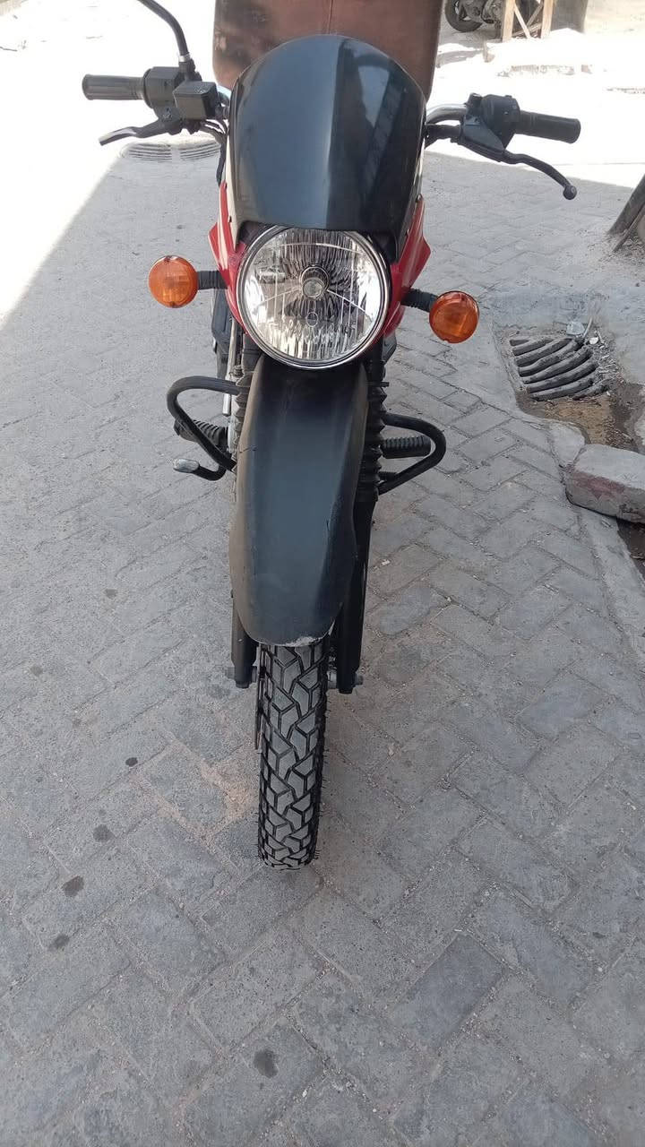 بوكسر للبيع موديل 22
***********
