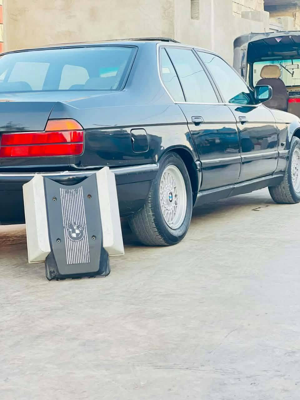 بيع  
740iAاصلV8 ✈️🔥
اصل كير اوتوماتيك/كير تمساح 🐊 جديد قبل 10 تيام شاده
موديل 93
سلايد/فتحه تلث طكات
بجم عريض
كشنات جلد
داخل ساج/دبل ارباگ/دبل جكمجه
لون اسود صبغ جديد 🖤
مصبوغة عام جماليه بدون حادث
كهربائي ⚡️ كل شغال
رقم  بغداد دولي سنويه جديد
شرط تحويل 
مكان سيارة 🚗/بغداد الحريه او المنصور📍
☎️ 📞واتساب 👇
سعر 🔥
***********
