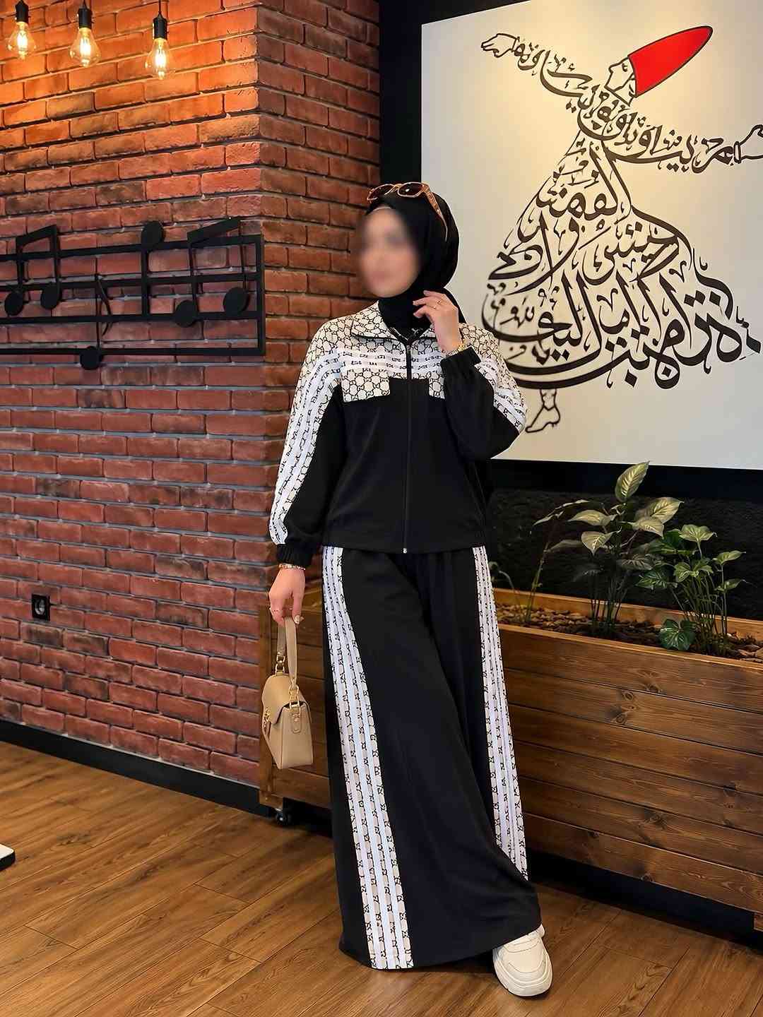 فساتين • مقاسات ٣٨-٤٨ • توصيل لجميع المحافظات