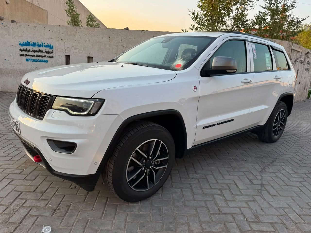 جيب شيروكي ترايل هوك
2019 خليجي
ماشية67k
فول موصفات

V6 3600
كشنات جلد ومخمل
داخل اسود
شاشة جبيرة
مقاعد حار بارد
خزن ميموري
تحكمات مكود 
رادارامي خلفي
رادار جانبي
3انضمة قيادة
نضام اسبورت 
شفتات استيرن 
تحديد مسار 
بانروما 
صندوك كهرباء
نضام جكات
تايرات جدد
حدادية كلهة جديدة
كفالة عامة 
نضام اطفى 
هواي موصفات 
مكاني بغداد الشعب
ممتواجد علحسب 
اتصل علرقم وتددلل
السعر ٢٨٥
***********
