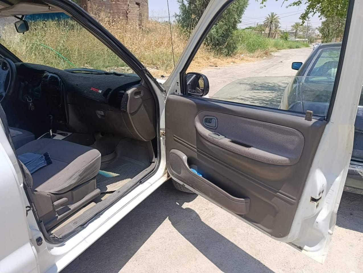 سلام عليكم كيا سبورتج للبيع
موديل 2002مكينه وگير ياباني جديد شادة
رقم ديالي باسمي سنوية مجدد مكاني ديالى خانقين 
تبريد تدفئه شغال سعرة 55 وبي مجال ***********
