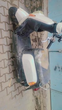 بوليسيه • مجال تفاوض • مكانى الحرية
