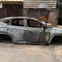هيكل توسان محترك للبيع فارغ بس هيكل مكانه بغداد جميله 07737379970