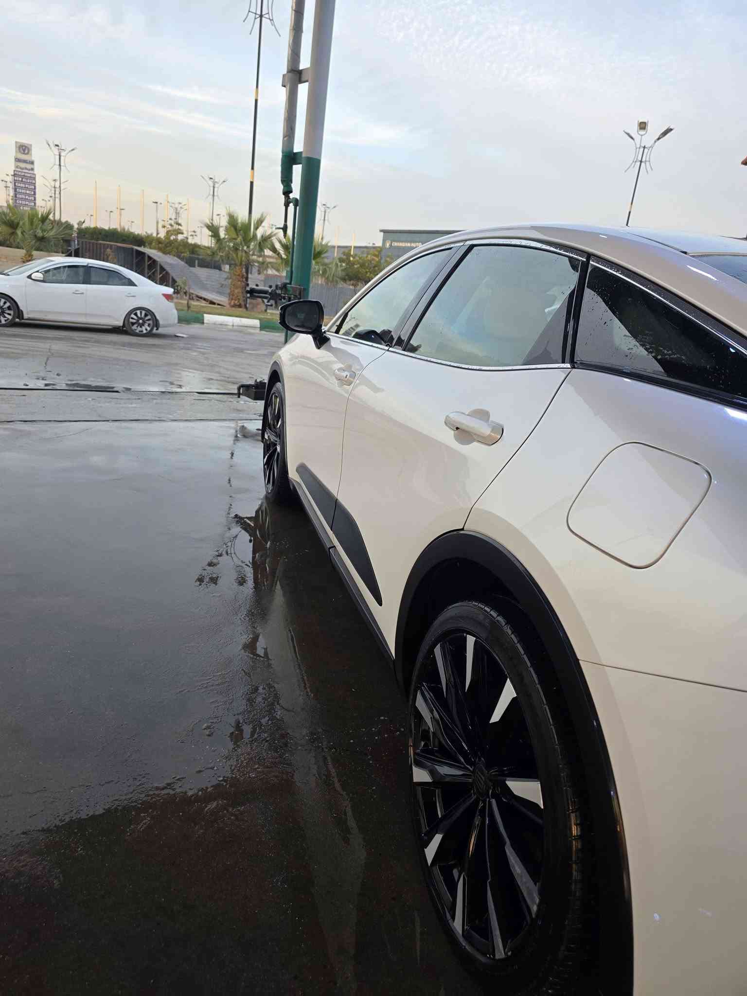 كراون ماجستا للبيع
موديل ٢٠٢٣ خليج فول مواصفات ماشية ٧٠ الف لون ابيض رقم بغداد للإستفسار الاتصال 
***********
