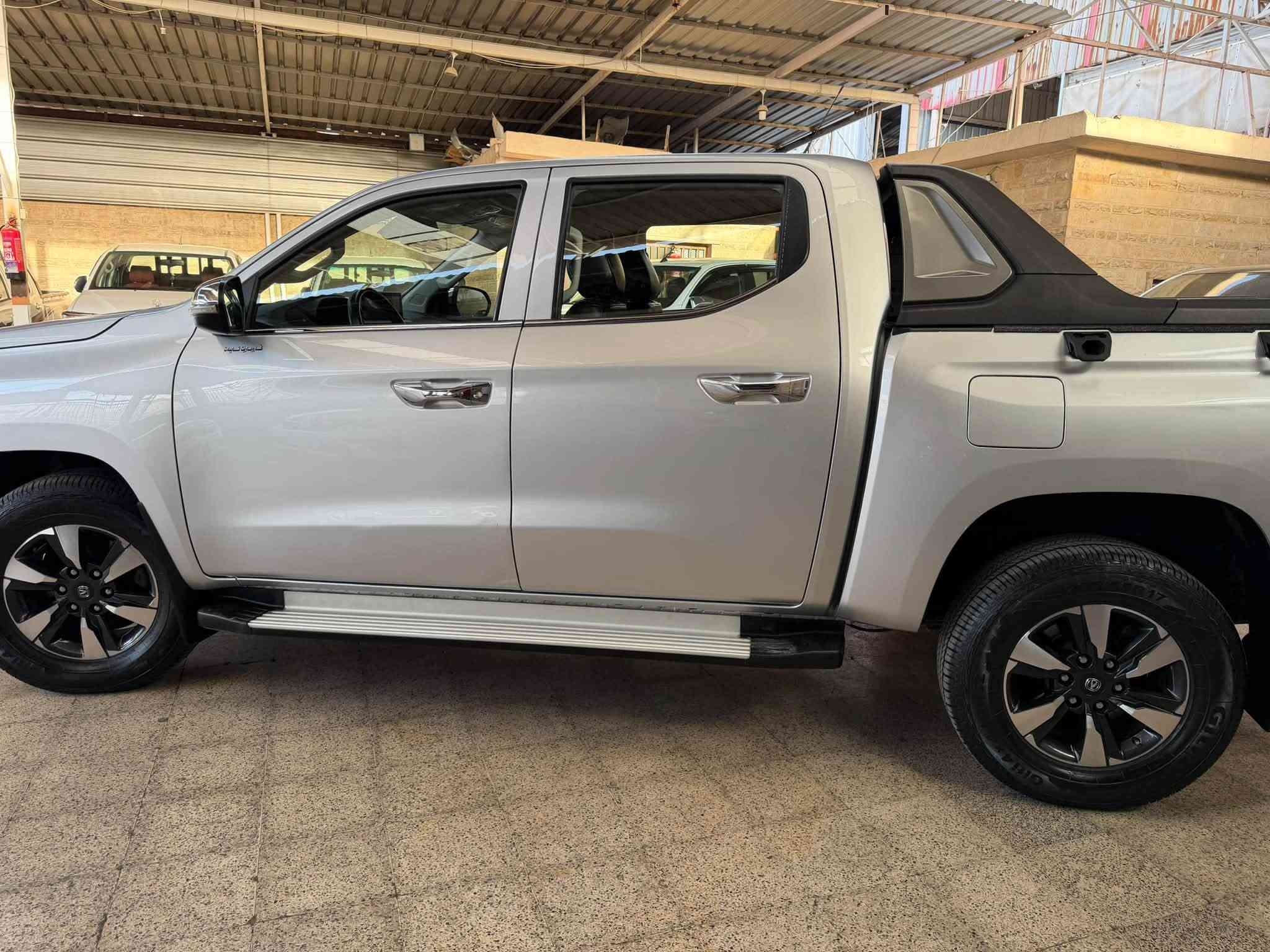 🚘 للبيع شانجان موديل 2023 — فول مواصفات 🔥
📅 الموديل: 2023
🛣️ الممشى: 61,500 كم
🛡️ الضمان: السيارة بعدها ضمن ضمان الشركة
✨ المواصفات: فول مواصفات

📍 الموقع: الموصل

💰 السعر: 175 ورقة
🔸 بيها مجال للجادين

🔧 ملاحظات السيارة:
• تعديل بارد بالجملغ الخلفي
• تريشة بسيطة جوا الباب الخلفي للنفر

📞 للاستفسار والتواصل:
***********

🔥 سيارة موديل حديث، فول مواصفات، وبعدها بضمان الشركة.
الجاد يتصل ويشوف السيارة على الطبيعة.
