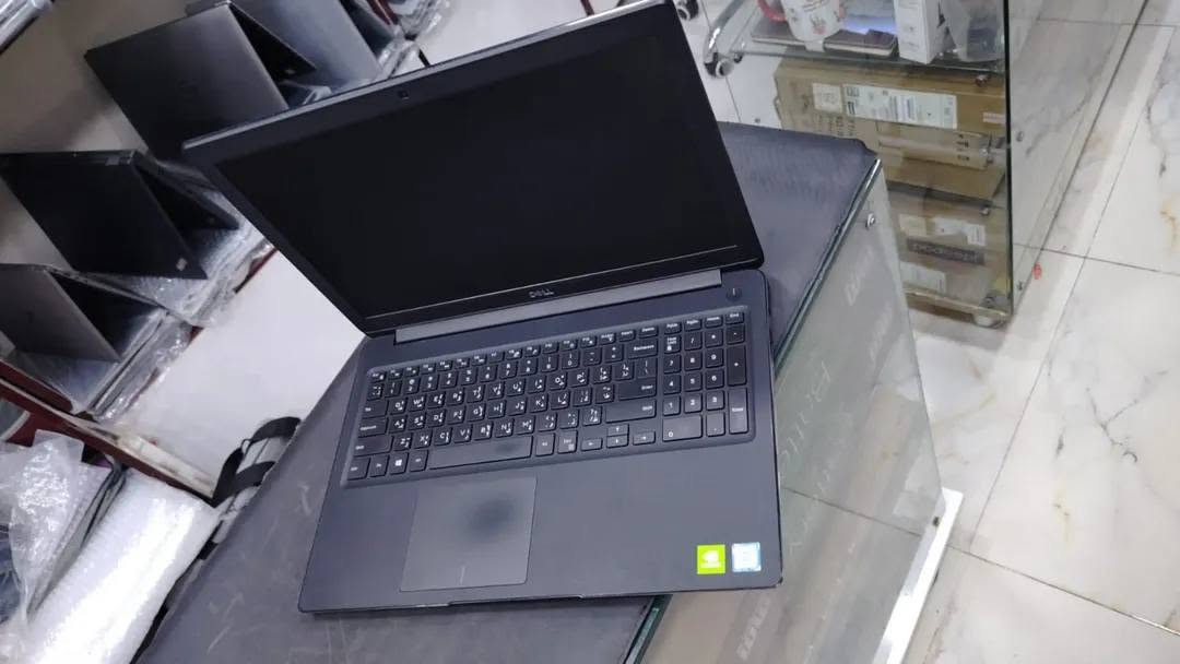 ديل 3500 • i7 الجيل الثامن • ٢٥٦GB SSD