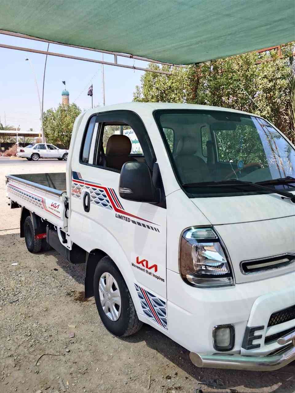 السلام عليكم
كيا 2022
رقم بغداد تحويل ثاني يوم 💯 
محرك كير كفالة عامة 
تبريد شغال نقص غاز فقط
ماشية 125 ألف حقيقي 
السيارة مكفوله كفالة عامة 
بيها الشريط طابع 
العنوان ديالى جديدة الشط 
السعر 135 وبيها مجال قليل للشراي 
للستفسار ***********
