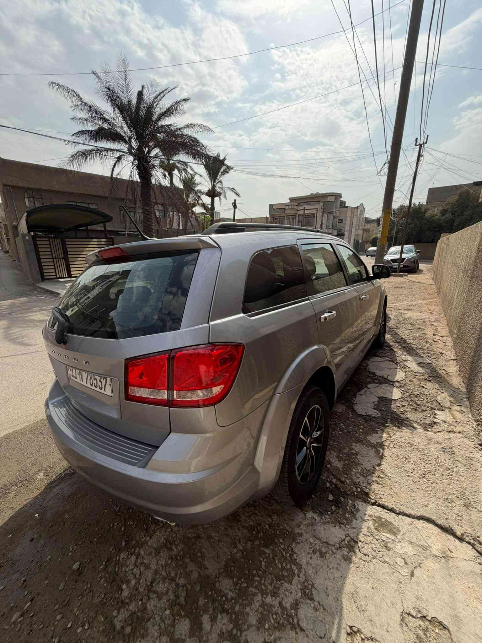 دوج جورني ٢٠١٨ محرك ٦ السيارة استيراد على ايدنا
على وضع الوكالة بيها بنيد فقط 

السيارة تسير وتعمل صورها كدامكم نظيفة كلش 

السعر ١٣٥ رقم بغداد تحويل ثاني يوم

***********

نص مكتوب في الصور:
- ١٧:١٢ ٢٠٢٦/٠٩/١٨
- ١٨:٣٤ ٢٠٢٦/٠٩/١٧
- 23:11
- arsbidshistory.com
- Ask Gemini
- New tab
- All tabs
- 23:12 carsbidshistory.com LTE