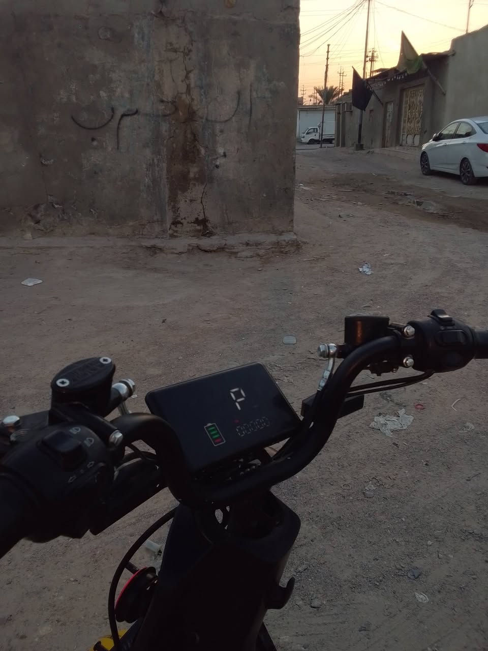 السلام عليكم دراجه R9

مديل 2024 كلشي شغال بيه كفرهه الكدام موجود بس شاشه بي كسر بل لايلون كدام بطاريات 16 امبير متفوخات شوي 3 مكان بصره زبير سعر 225 وبيه مجال  اتصل برقم وبل خدمه 
***********
