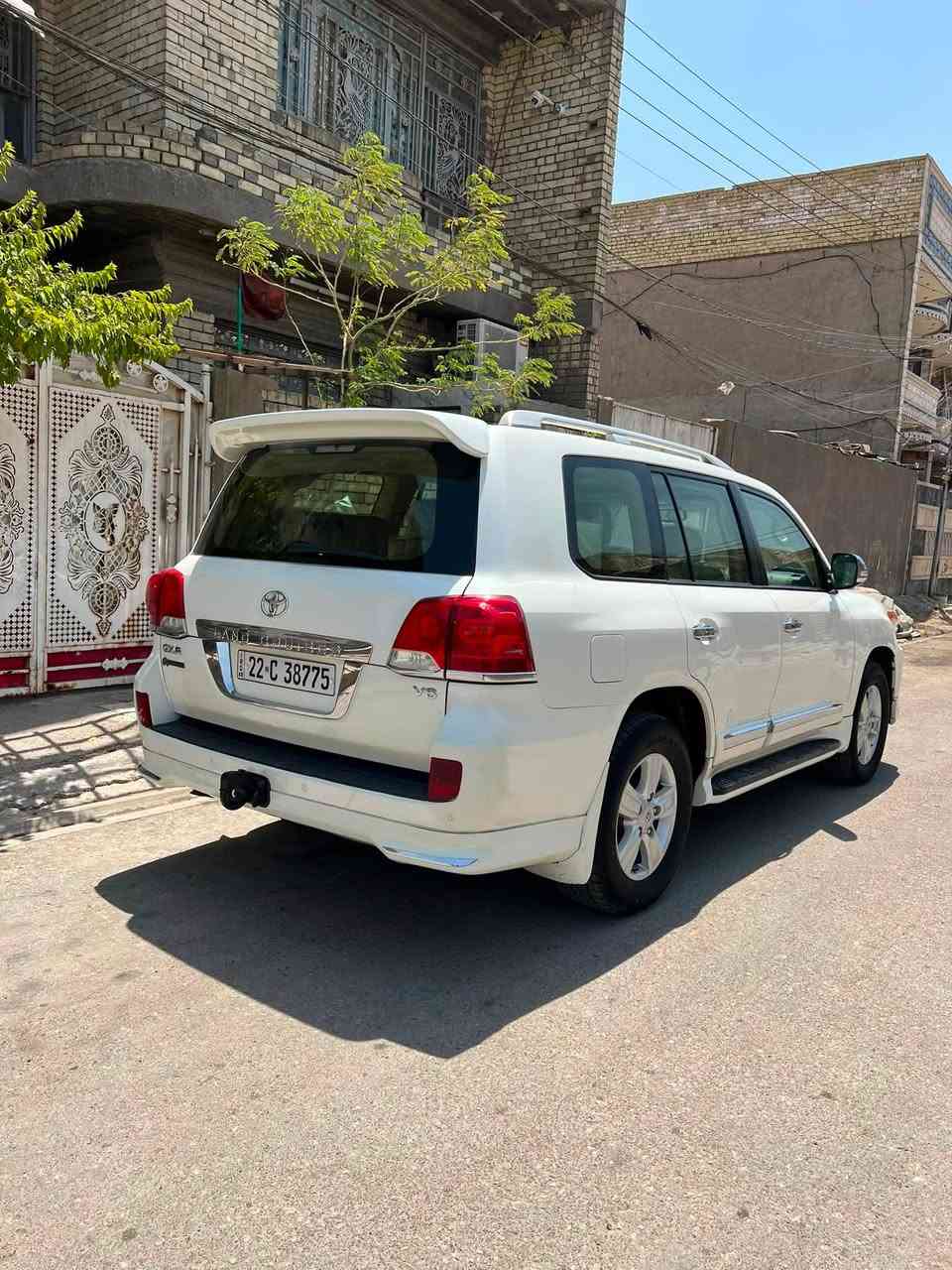 لاندكروزر 2014 فطيم 
مكفولة من الفتح والصبغ. بيها فقط بارد
تخم تاير جديد مكانها في بغداد
سعرها : 34.000$ دولار
هـ ***********
