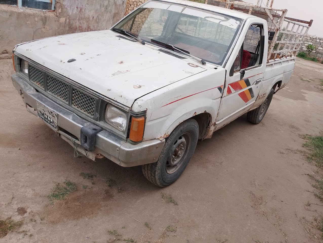 نيسان ٩٢ • رقم اسود • اوراق سنوية