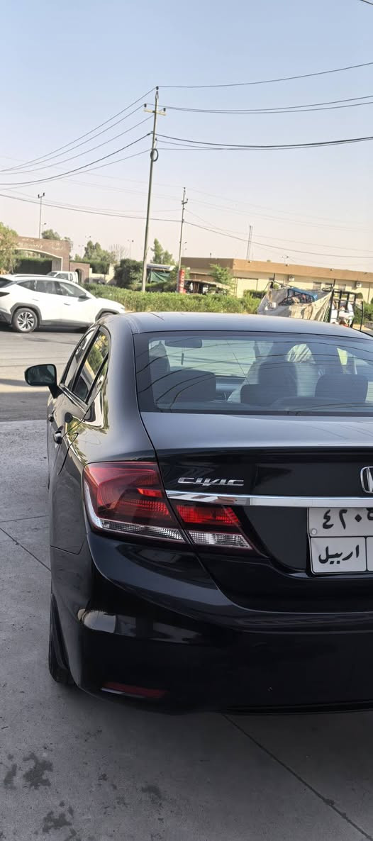 *********** 
هوندا سيفك فقط بنيت صبخ بدون ارباك
كيرو محرك مامفتوح
محرك ١٨
تبريد ثلج
ارباك كله بشرط ماطاك
موديل سيارة ٢٠١٦
سعر مال بيع ٨٢$ ورقه فقط
مكان سيارة في اربيل
تحويل او وكالة نفس اليوم
سيارة باسمى شخصى
