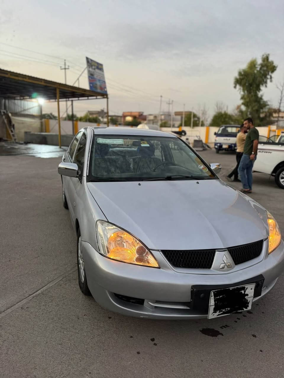 لانسه ر بوفروشتن
موديل 2007
سه ياره كه له سه ركال بونه وه په م عام كرايه لوجواني 
بي ليدران 
وه رگه ران براوه ته حويل به شه رت
مه كينه گه وره 
كيرو توماتيك
ته بريد
هه موو به شه رت
سعر
65 وه رقه و مه جال
شوين هه ولير
*********** أربيل, العراق
