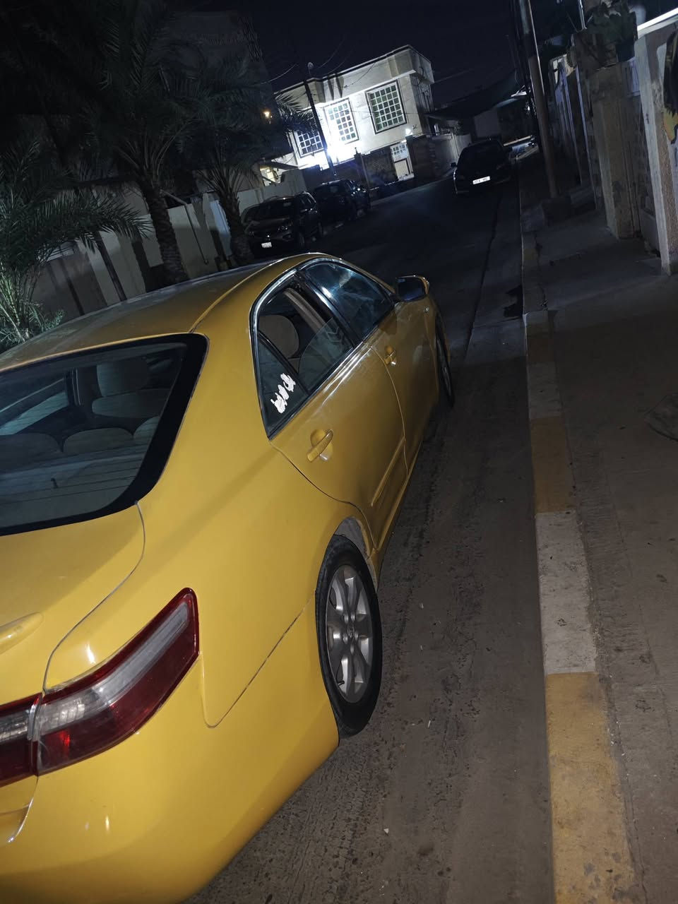 للبيع
سياره كامري 2007خليجي مصبوغه عام كهربائيات كله شغاله محرك كير بصحه ممتازه  صدر امامي خلفي مشط بور مازدات بك لايت كله جديد السياره مال خبزه  حلوه نظيفه الي يحب يتواصل ويايه هذا رقمي بي واتساب ***********
بي واتساب
مصفره هيئه ربع ما عليه
ولا اي غرامه السعر 70,بيه مجال
