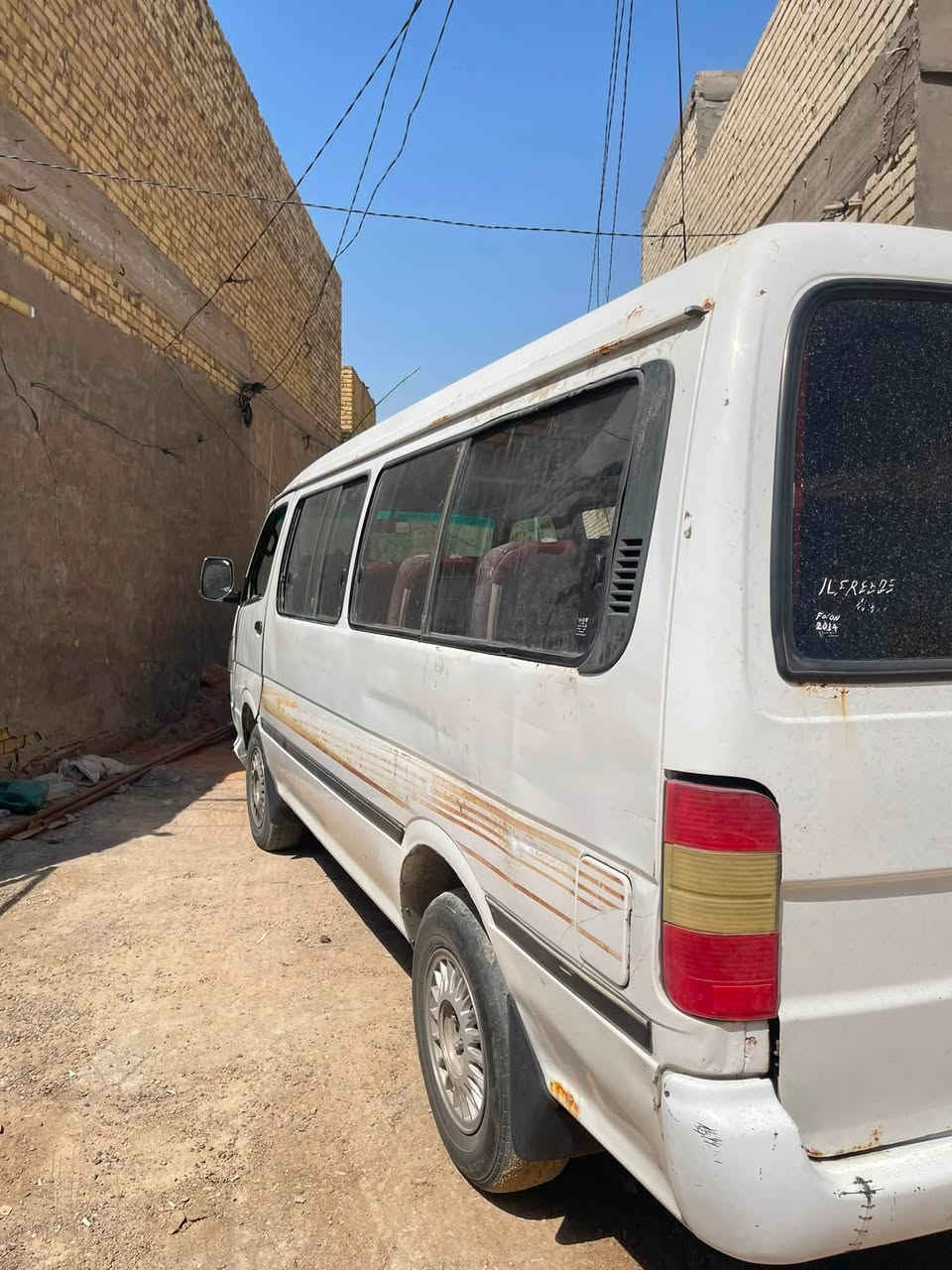 فتون موديل ١٤ مصلاويه مكينه كير اكسن حداديه
تخم تايرات كهربائي كله شغاله دوشمه عامه بلجيس 
سياره حلو سنويه عضم عاج سعر٣٧وييه مجال مكان نجف

***********

