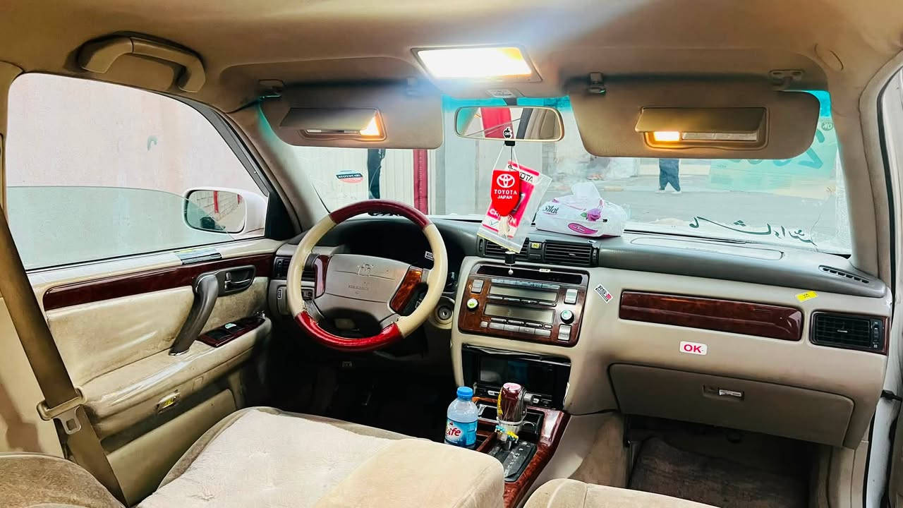 مليكة ٢٠٠٢ • أصفر • VVT
