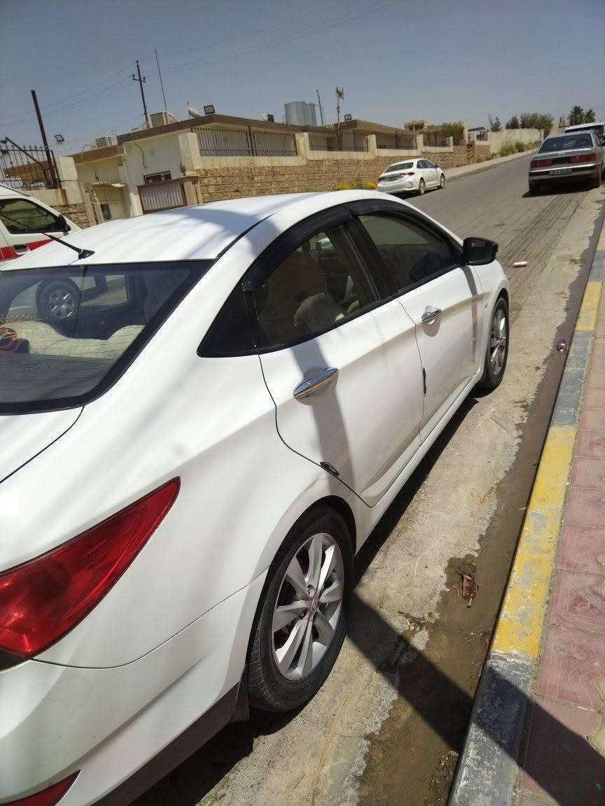 السلام عليكم
اكسنت ٢٠١٣ كير توماتيك و محرك شرط ضررها فقط بل دوسة شغلت شبر فقط الباقي كفاله شرط
شرط التحويل رقم اربيل سنوية جديدة
السعر ١٠٥
مكلف بل نشر 
للاستفسار الاتصال على الرقم
***********
