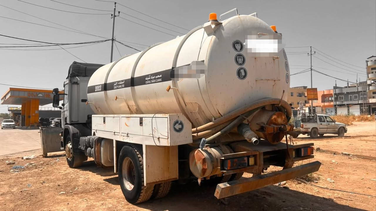 سكانيا للبيع موديل 2001 سيارة بابب ونوزل گير 4×4 سعر 310 وبيا مجال رقم الهاتف ***********
