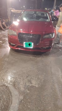 كرايسلر 300 • ٢٠١٦ • بغداد