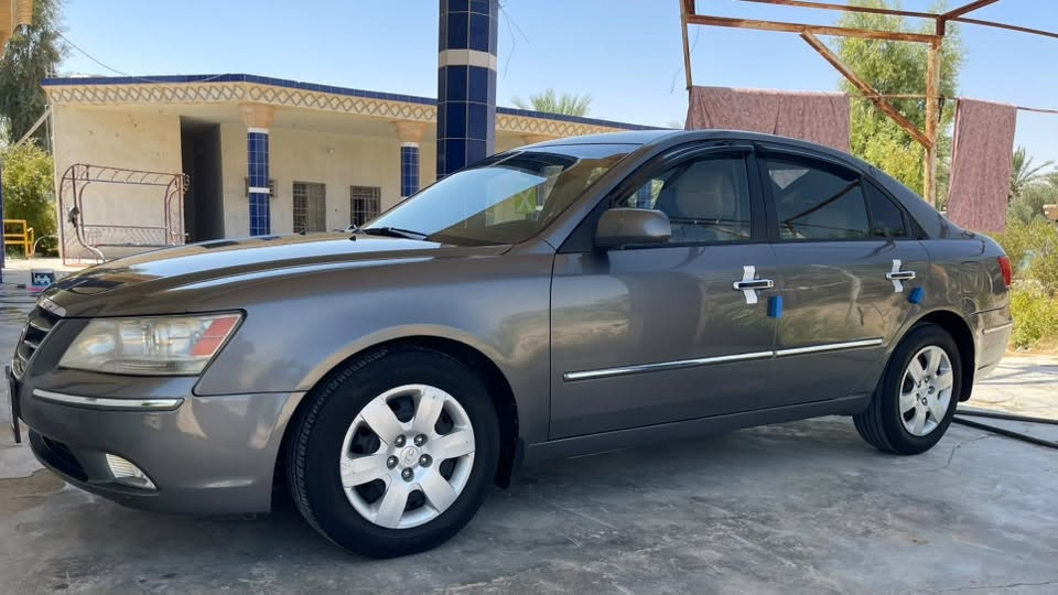 سوناتا 2009 محرك 2400. سياره بلاديه ليبل واحد بدون نواقص كير محرك تبريد خير من الله حداديه جديده كهرباىيات بلاديه 
رقم انبار تحويل مباشر  سنويه ل28 السعر 98 وبيه مجال 
***********
