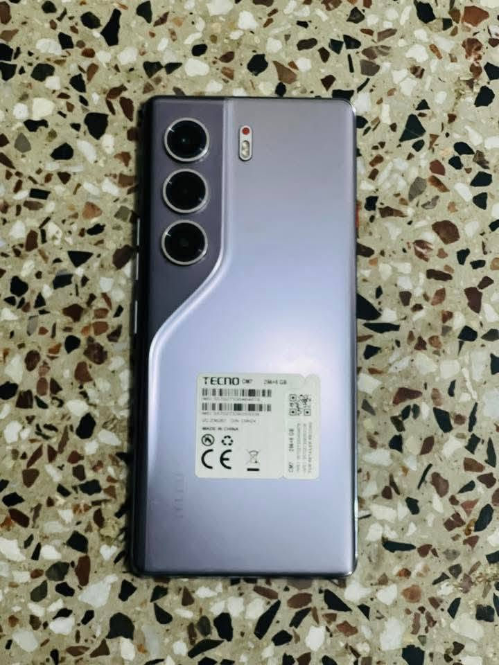 تكنو كامون 40 برو 5 g
جهاز كلش نضيف ملحقاتة كاملة مراوس فقط

نص مكتوب في الصور:
- هاتفي HiOS 16.3.0 التحقق من التحديثات اسم الجهاز TECNO CAMON 40 Pro 5G التخزين ٧٥,٥٥ غ.ب / ٢٥٦ غ.ب الطراز TECNO CM7 وحدة المعالجة المركزية Dimensity 7300 Ultimate RAM ١٢,٠٠ غ.ب+٦,٠٠ غ.ب الكاميرا الخلفية 50M OIS+8M الكاميرا الأمامية 50M البطارية 5200mAh الشاشة 1080x2436