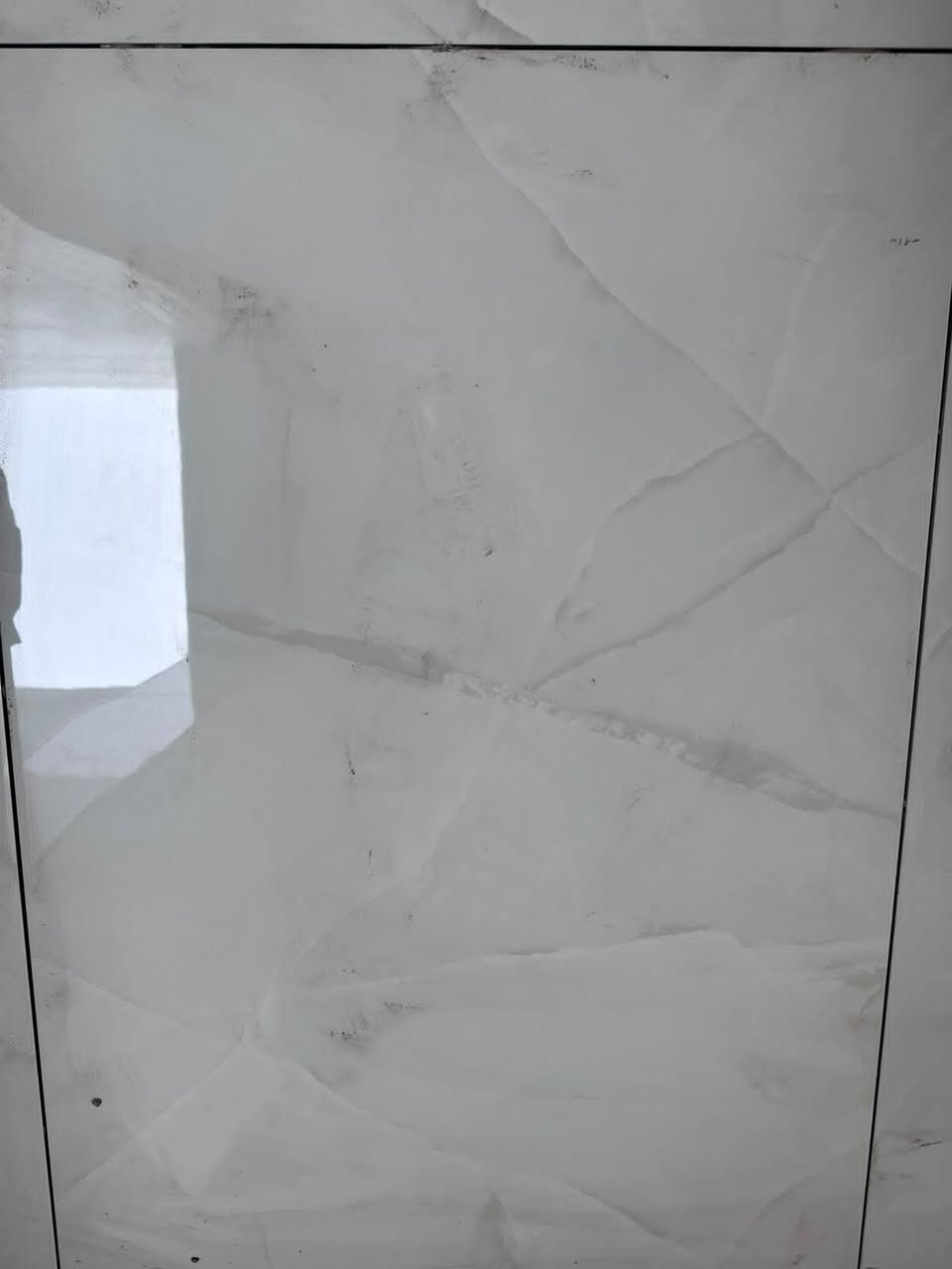 بورسلين ايتاكا • 120x60 • ٨٢ كارتونة