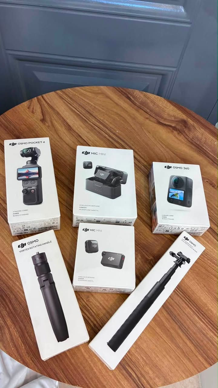 ئاستی ڤیدیۆ و وێنەکانت ببه بەرزترین ئاست بە نوێترین بەرهەمەکانی DJI:
 DJI Osmo Pocket 4: کامێرای جیبی بە جێگیرکەری ٣ تەوەرەیی بۆ ڤیدیۆی ڕوون و بێ لەرزین.
 DJI Osmo 360: کامێرای ٣٦٠ پلەی پرۆفێشناڵ بۆ تۆمارکردنی هەموو گۆشەکان.
 DJI Mic Mini: مایکی بێوایەری زۆر بچووک بە دەنگێکی بێگەرد و سیستەمی لابردنی ژاوەژاو.
 DJI Osmo Vortex Rotating Handle: دەسکێکی سووڕاوە بۆ جووڵەی سینەمایی.
 DJI Osmo Extension Rod: ستیکی درێژکراوە بۆ وێنەی بەکۆمەڵ و دیمەنی فراوان.
🚀 وصلت تشكيلة DJI الجديدة!
ارتقِ بمحتواك إلى المستوى الاحترافي مع أحدث منتجات DJI:
 DJI Osmo Pocket 4: كاميرا جيب مع مانع اهتزاز 3 محاور لتصوير سلس وبدقة عالية.
 DJI Osmo 360: كاميرا احترافية للتصوير الشامل بزاوية 360 درجة.
 DJI Mic Mini: ميكروفون لاسلكي مدمج بحجم صغير وصوت نقي مع عزل للضوضاء.
 DJI Osmo Vortex Rotating Handle: مقبض دوران لإضافة حركات سينمائية مميزة.
 DJI Osmo Extension Rod: عصا تمديد لالتقاط صور وفيديوهات بزوايا واسعة.

📥📩
حجز 📞☎️ 
***********
