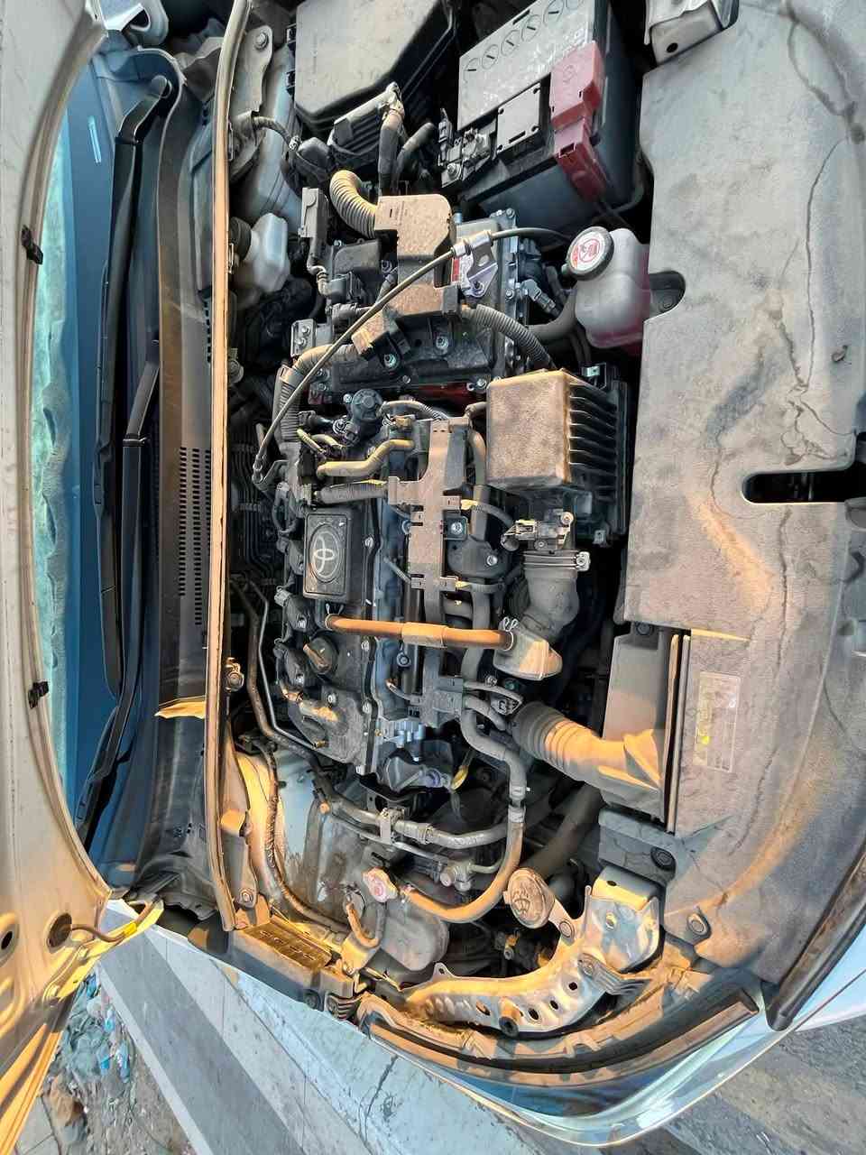 كورلا هايبرد كلين جديده كلين من الشخط ورصعه  ماشي 28  الف جديده سياره على وضعيت الشركه  السعر 148 العنوان ديالى بعقوبه الرقم ***********
