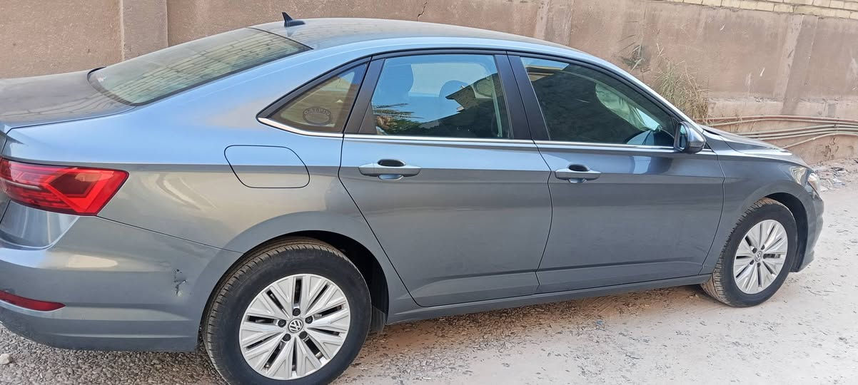 جيتا موديل 20
رقم اربيل
ماشيه 57 الف
سياره كلين بدون قطره صبغ مكفوله
فول السياره بدون فتحه مكانه بغداد الاعظميه
***********
السعر 128 بيه مجال
