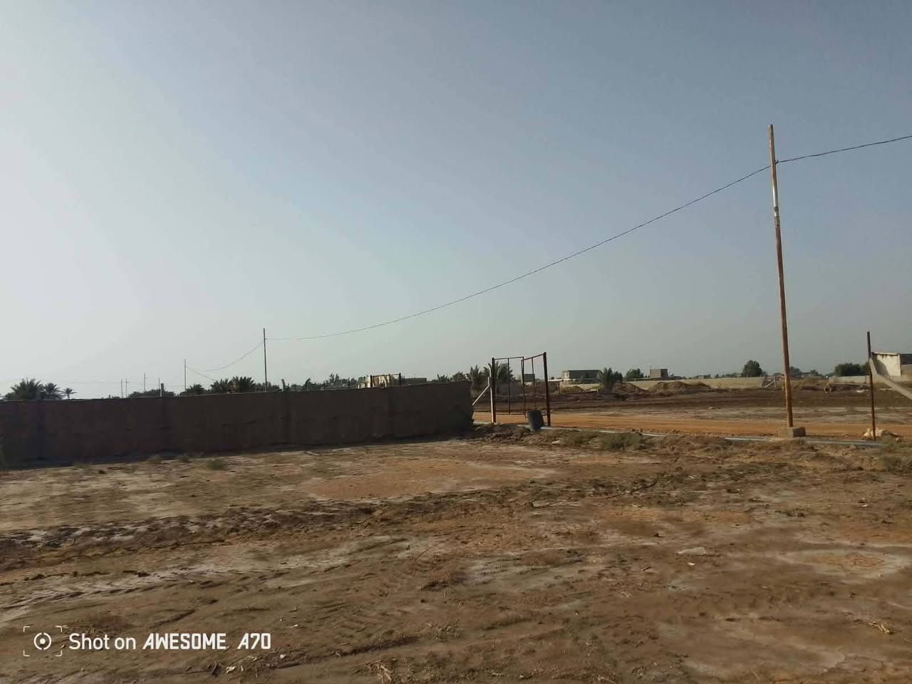 هيكل للبيع المساحه الكليه 500 متر طابو زراعي سند 25 تحويل مباشر باسم المشتري متوفره كل الخدمات الورديه المدخل مال حي الجزائر الامام علي ابن الحسن المثنى ابو هدمه السعر 70 وبي مجال ويرهم اقساط مقدمه 35 والشهر 500 الاتصال على الرقم ***********

