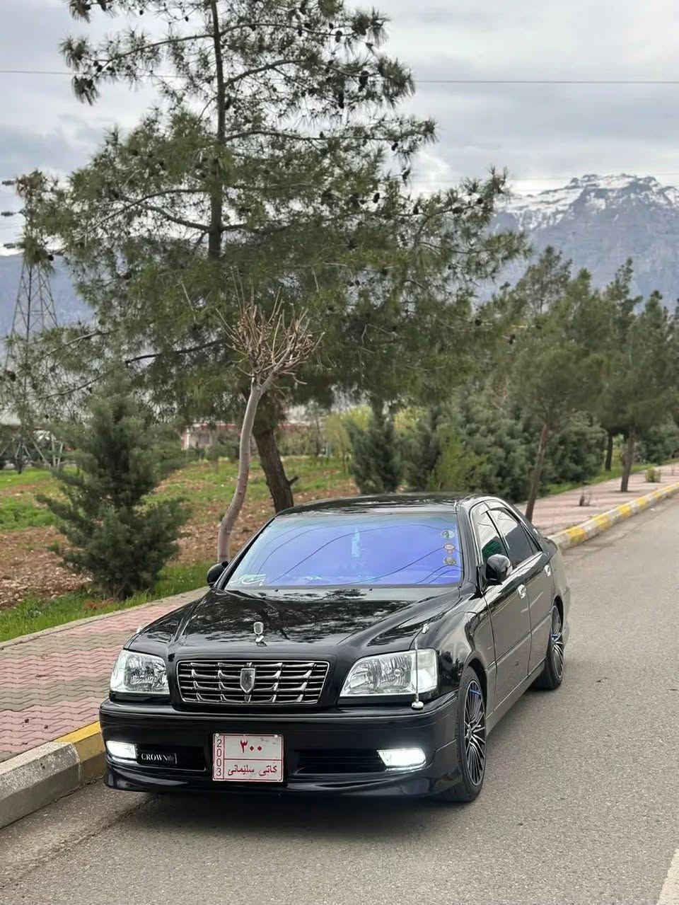مەلیــکە ٢٠٠٣ بڕاوە بڕاوە ✅
بۆ فرۆشتن و گۆڕیــنەوە بەشتێک بەدڵم بێت
نمونــەی جوانی 
مەکینە دیفۆری گەورە
٤ دوگـمەی فول
تەنهــا سڵاید نیە
چوار تایە و ویلی لۆکی لەژێرە
پێش و پشتی کەپسە و دەعم و لێدراوی نیە
گێڕ و مەکینە و تەبریدی بەشەرت

نــرخ / 💰( ٤٣ $)💰 گەڵا و مەجالێکی زۆر کــەم
ئەزانم زۆر لەمە هەرزانتر هەیە
بەڵام دڵنیـابە وەک ئەمە جوان نیە

ناونیشان / پیرەمەگرون
ژ.م خاوەنی / ***********📞 واتس ئەپ
ژ.م / *********** 📞

.

. السليمانية, العراق
