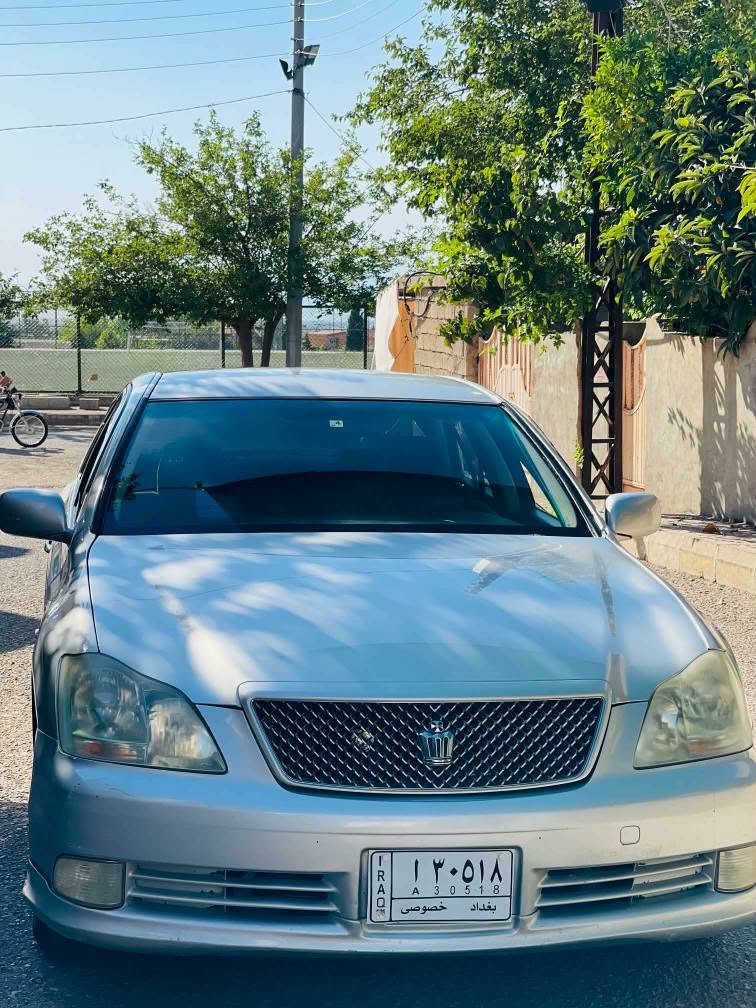 شاهینە سپۆرت
بڕاوە بڕاوە
مۆدێل 2005
بچوک بە بچوک 180
کۆدی هەیە
سێ دووگمە
بەس شوێن بڕاوەکانی بۆیاخە
ناو ڕەش
44 گەڵاو مەجال
شوێن دەربەندیخان 
*********** السليمانية, العراق
