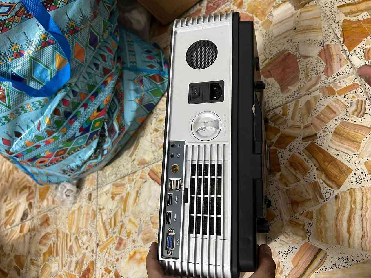 داتا شو • بدون ملحقات • ٤٠×٣٥