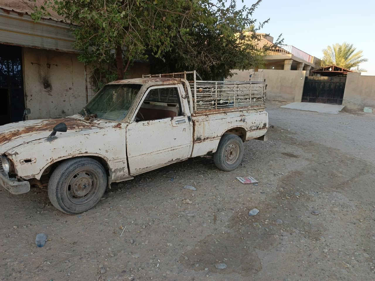 السلام عليكم بكم 80للبيع شغاله كير شرط اكسل شرط محرك بدايت تنقيص قليل السعر 12وبيه مجال الاستفسار اتصل
***********مكلف بل نشر
