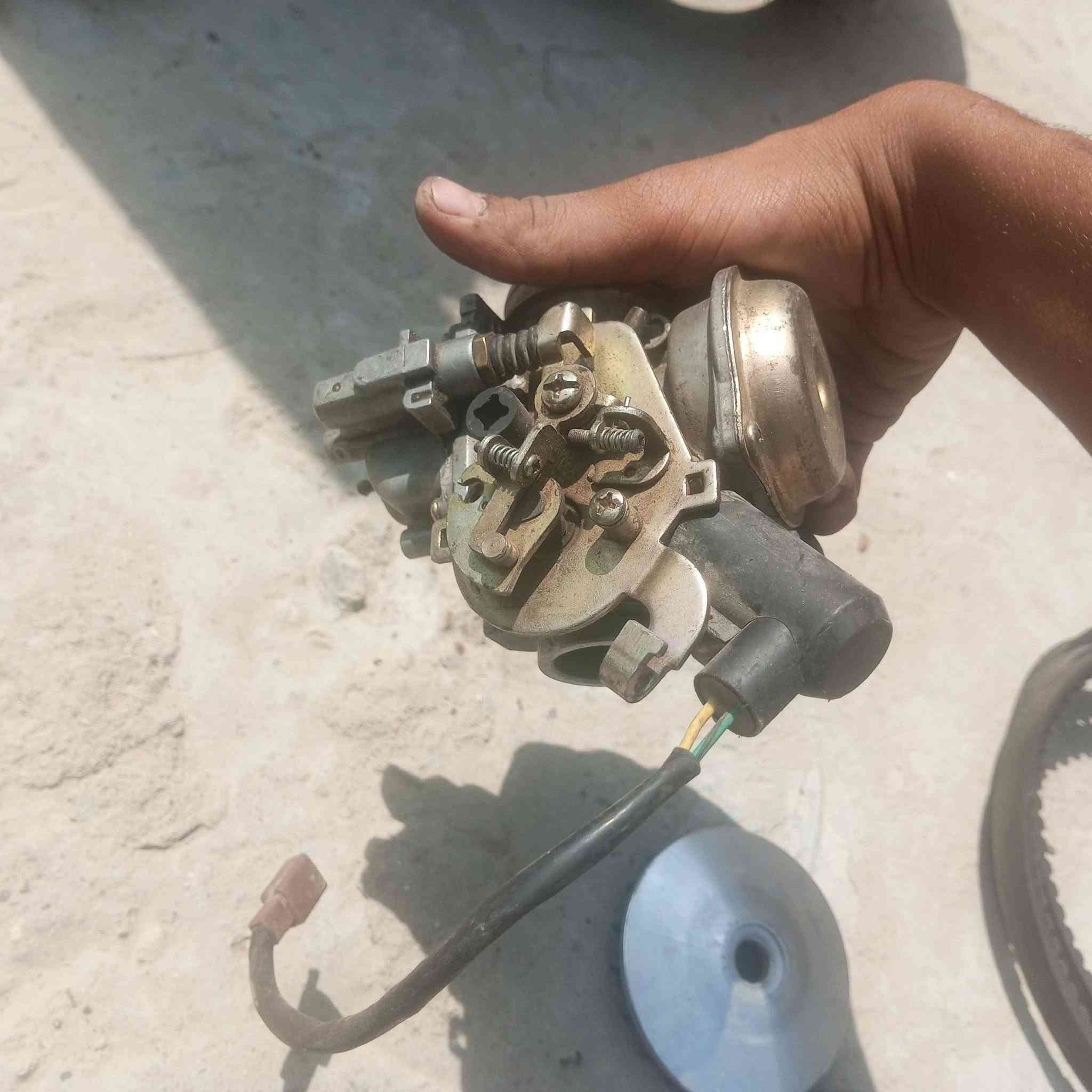 يوجود تفصيخ جميع الدراجات مال تفصيخ ياباني كوري ماليزىي تايواني🉐🈯🛠
(ثعلب. GTR, سكنس، فحل. نثيه. لد. شمعه.  ، ماكس. عداله. بوليس مضلع. منغولي قجمه بريز. بقباء. اكزز. pcx. جيل الاول. والثاني فقط. فورصه 08.09 فقط،  سلفر ونج فقط قديم 600-400،) 
غراض متوفر لغلب الدراجات 
من كفرات مثل(سوادات، كفر لون،اشاير مازدات،بكلايتات ) 
كهربائيات مثل(ضفير،نوزل،فيت بم،جويتر،حساسات،مجامع،) 
مكانيك مثل (كلجات رياضي. بلادي،  كور، بوش، وجميع غراض المكينه  ) 
 تواصل وتساب ***********
📌بغداد
